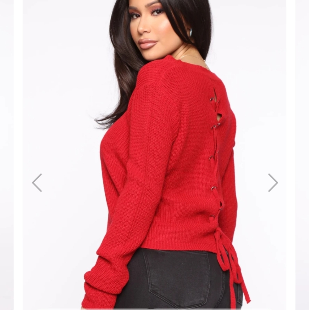 Lilly lace up Sweater❤